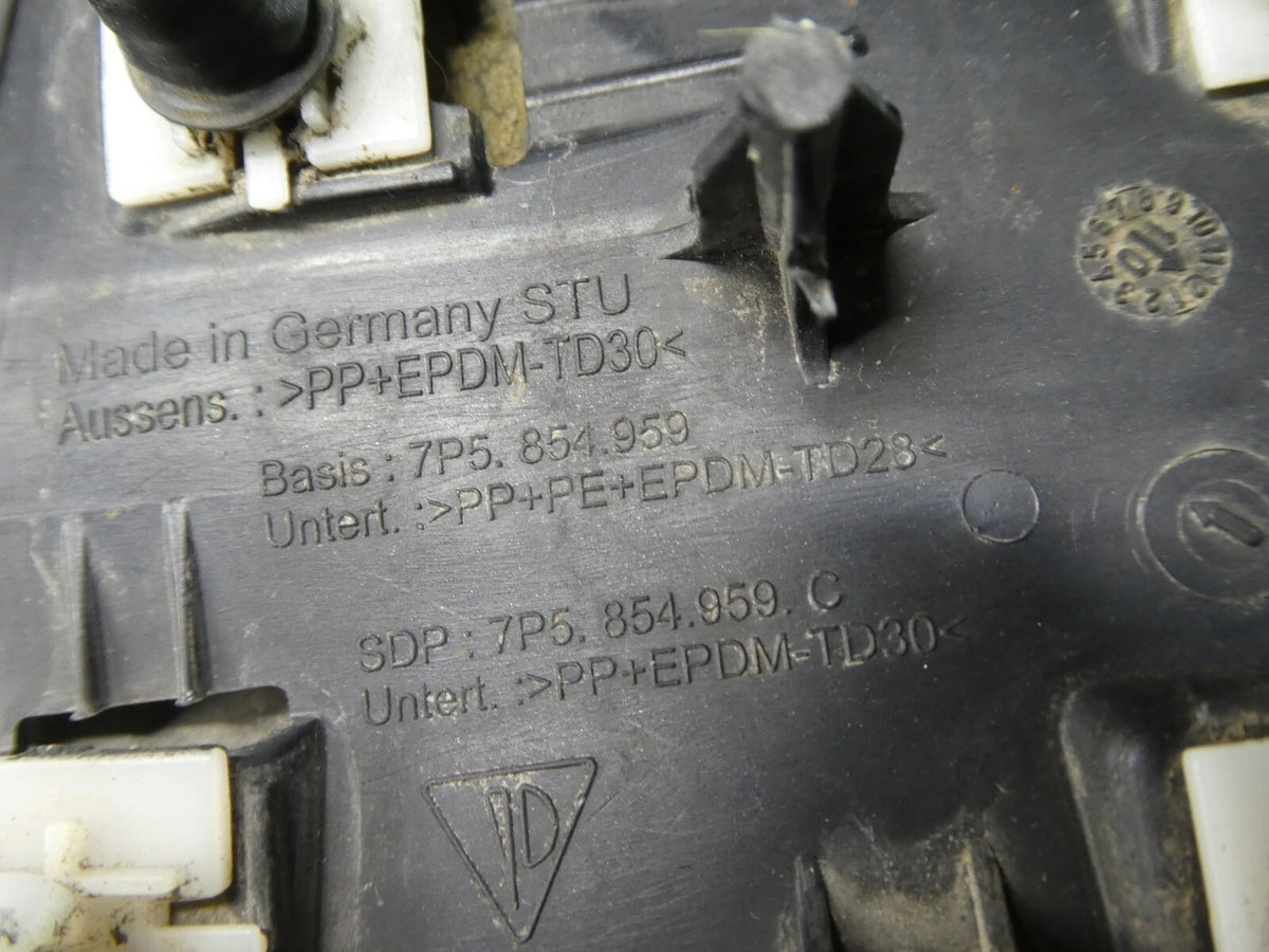 Porsche Cayenne 92A Kotflügel vorne links schwarz 7P5854959C ORIGINAL gebraucht - Zierleiste – Produktansicht 3