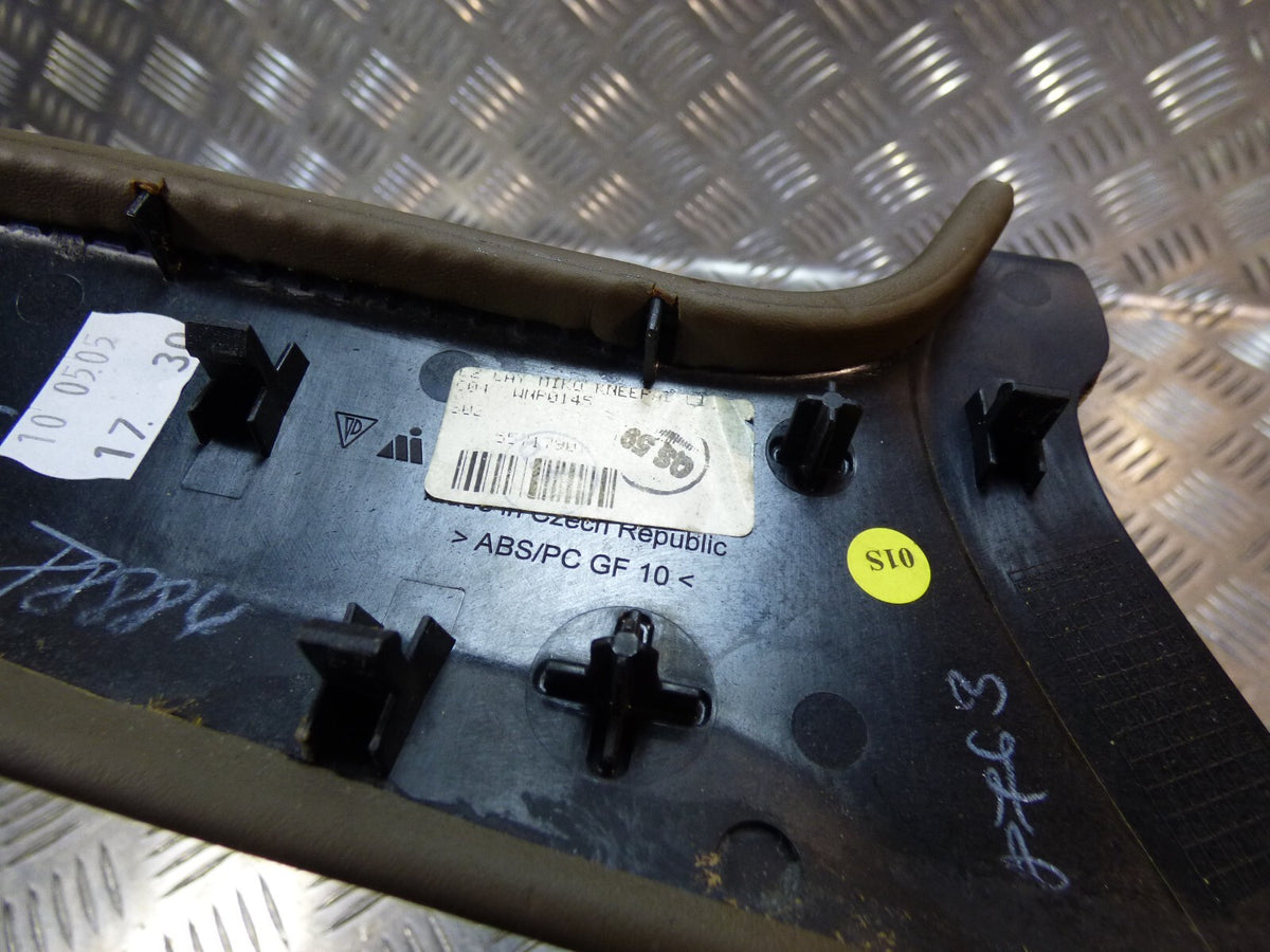 Porsche Cayenne 92A Mittelkonsole v. links Verkleidung Knieschoner ORIGINAL gebraucht - 4598035501 – Produktansicht 3
