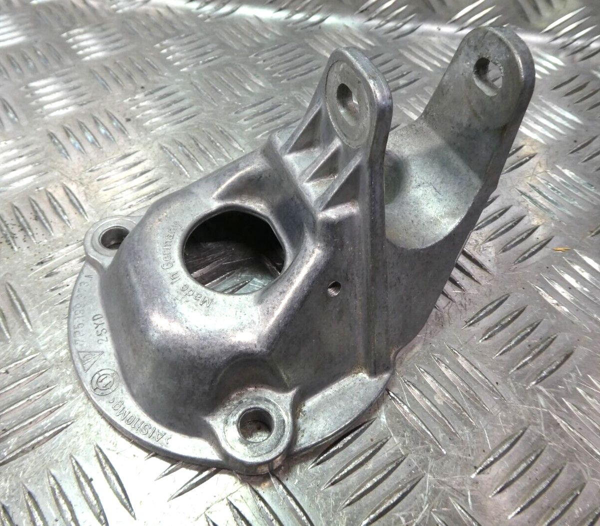 Porsche Cayenne 92A Motor Halterung 7P5199373A ORIGINAL gebraucht - Motorhalter – Produktansicht 1