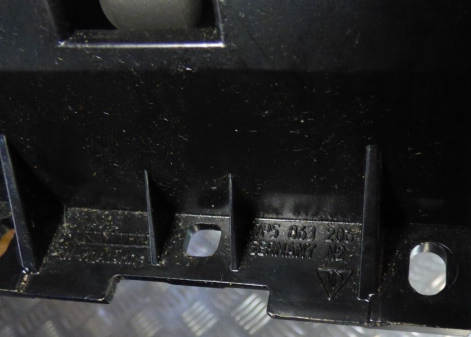 Porsche Cayenne 92A Mittelkonsole Blende Deckel Leder 7P5863206 ORIGINAL gebraucht - Armlehne – Produktansicht 6