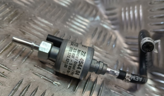 Porsche Panamera 970 Tankzusatzpumpe Kraftstoffpumpe 22454404 3.1kw ORIGINAL gebraucht - 97057262100 – Produktansicht 1