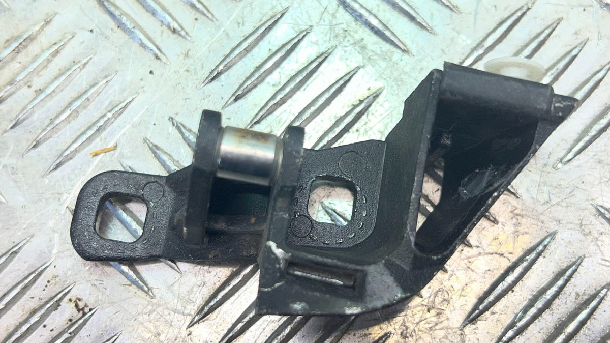 Smart ForTwo 451 Cabrio Verdeck Verschluss A Säule vorne links ORIGINAL gebraucht - A4517730122 – Produktansicht 4