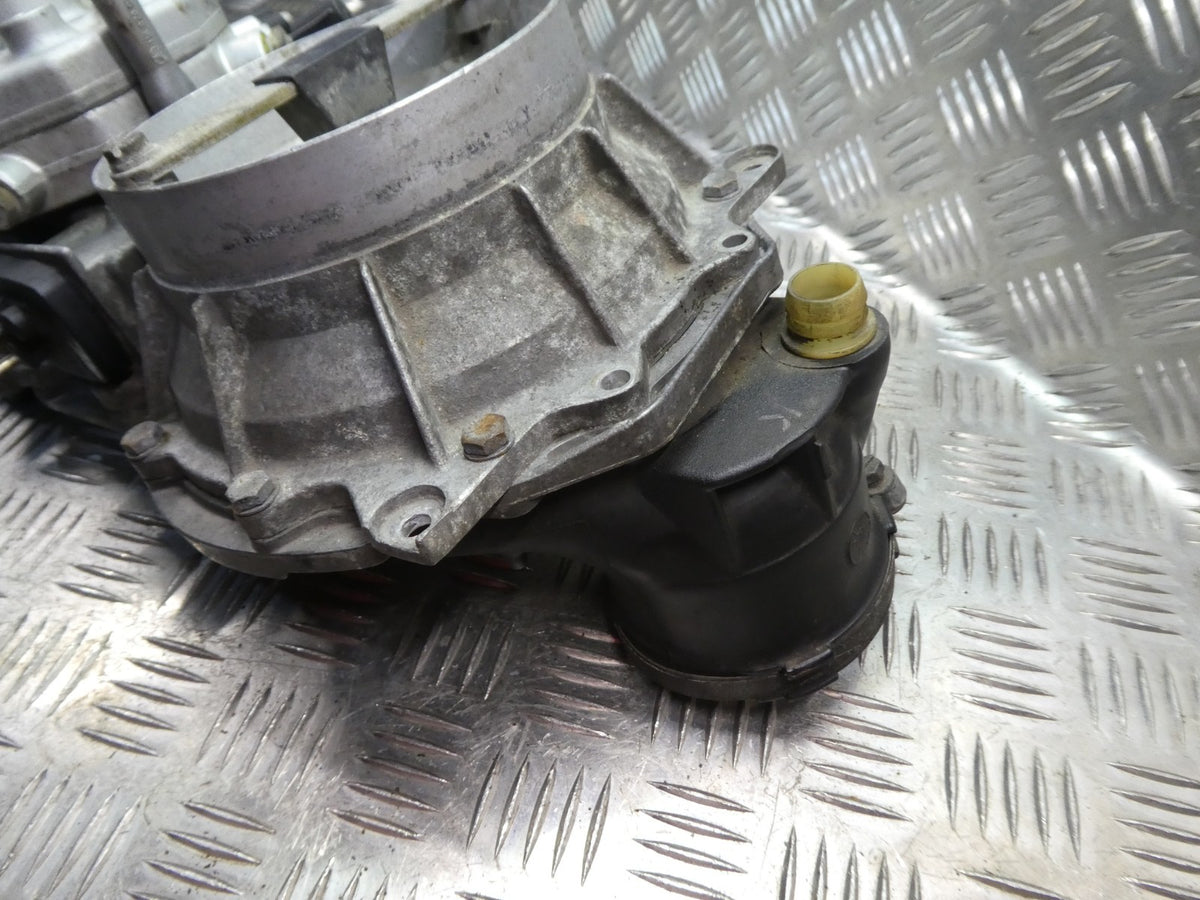 Mercedes-Benz W126 C126 Mengenteiler für Einspritzanlage 0438121037 ORIGINAL gebraucht - 0438101016 – Produktansicht 4