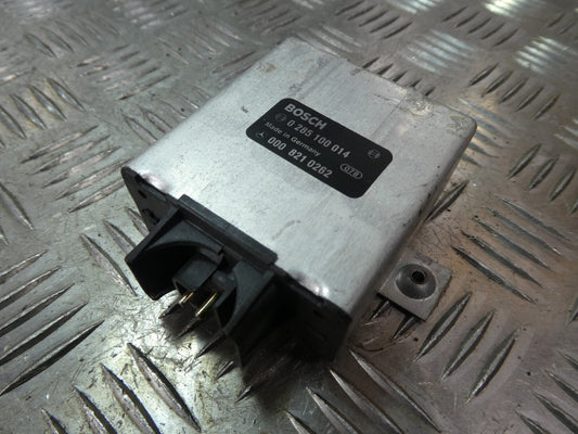 Mercedes-Benz C126 W126 Relais Sicherheitsgurt _ 0285100014 ORIGINAL gebraucht - 0008210262 – Produktansicht 1