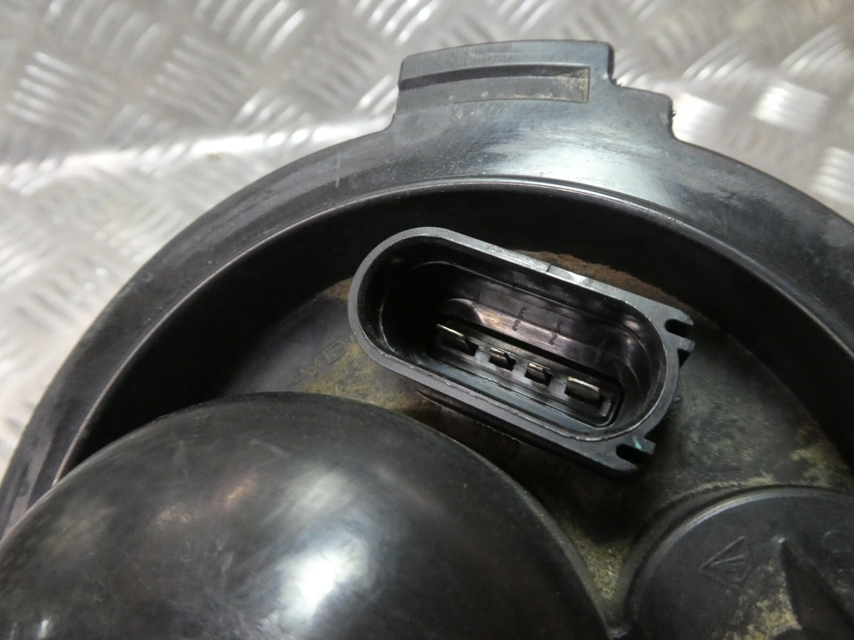 Porsche Cayenne 4.8 S 92A Füllstandsender 7P0919679 ORIGINAL gebraucht - Kraftstoffpumpe – Produktansicht 4