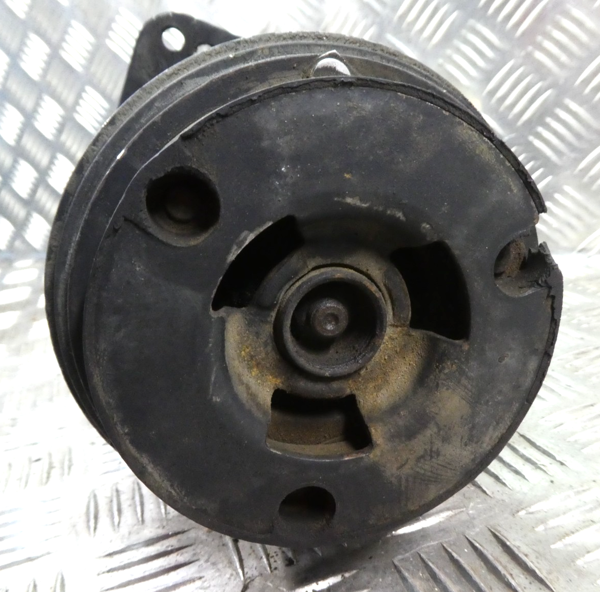 Mercedes-Benz C126 W126 1. Serie Klimakompressor ORIGINAL HARRISON gebraucht - 1131236 – Produktansicht 3