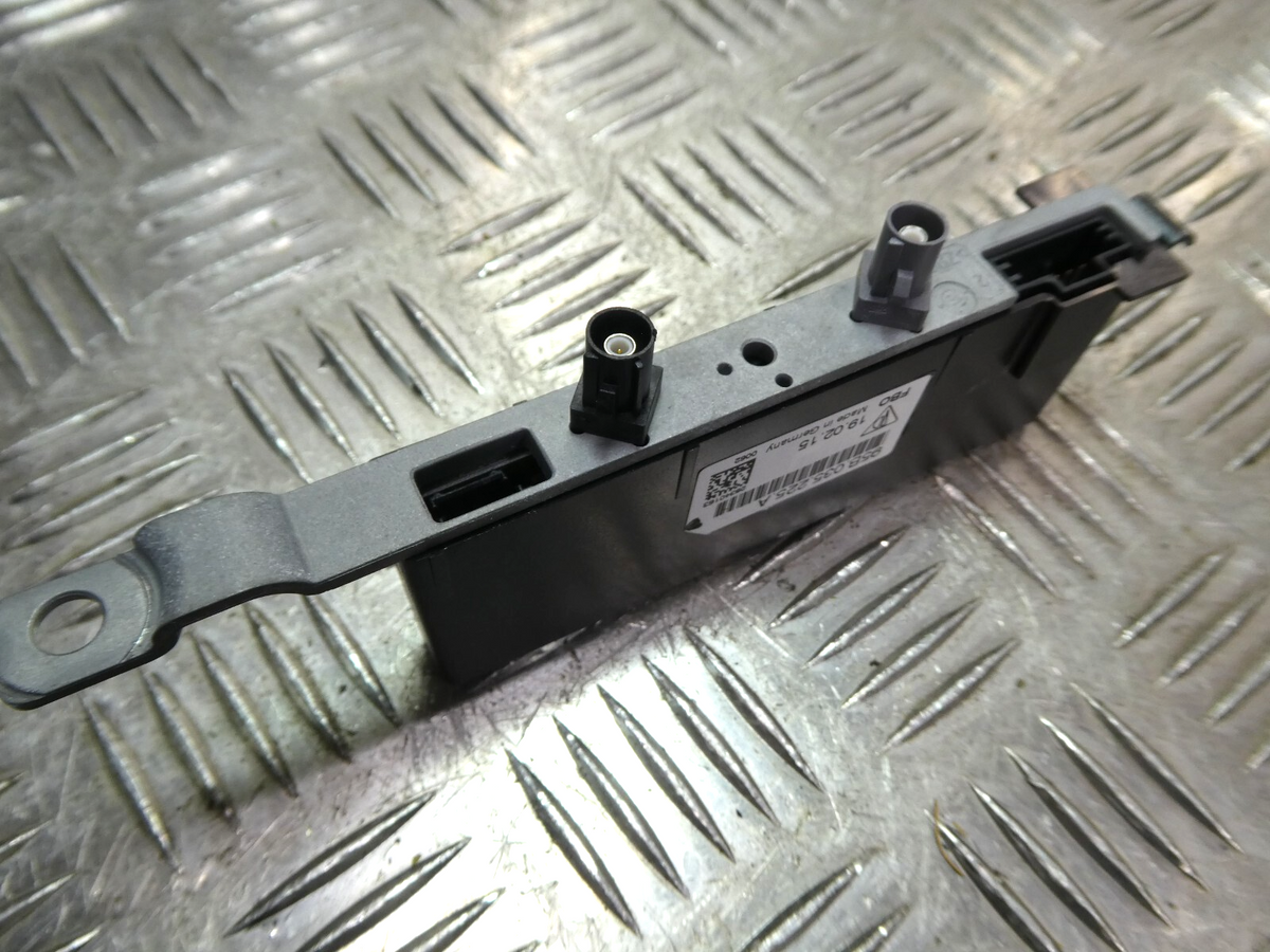 Porsche Macan 95B Antennenverstärker Steuergerät ORIGINAL gebraucht - 95B035225A – Produktansicht 2