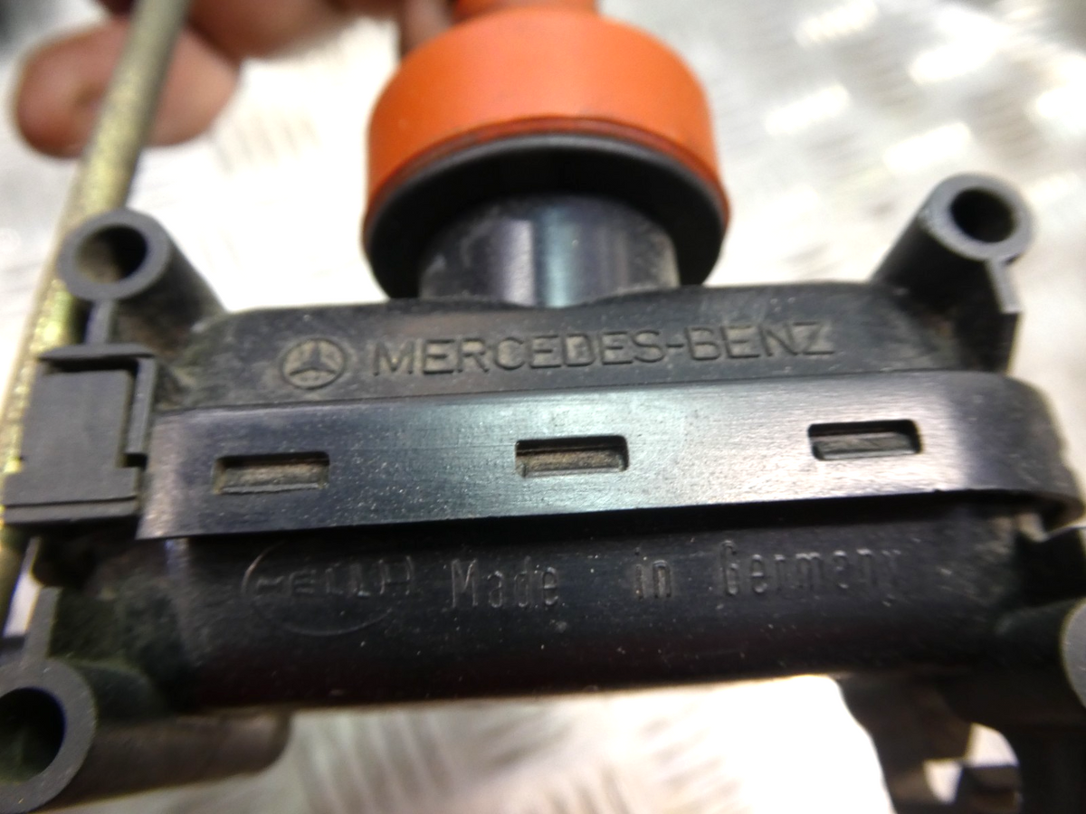 Mercedes W126 C126 ZV Vakuum Element Tankklappe Zentralverriegelung ORIGINAL gebraucht - 0008007775 – Produktansicht 3