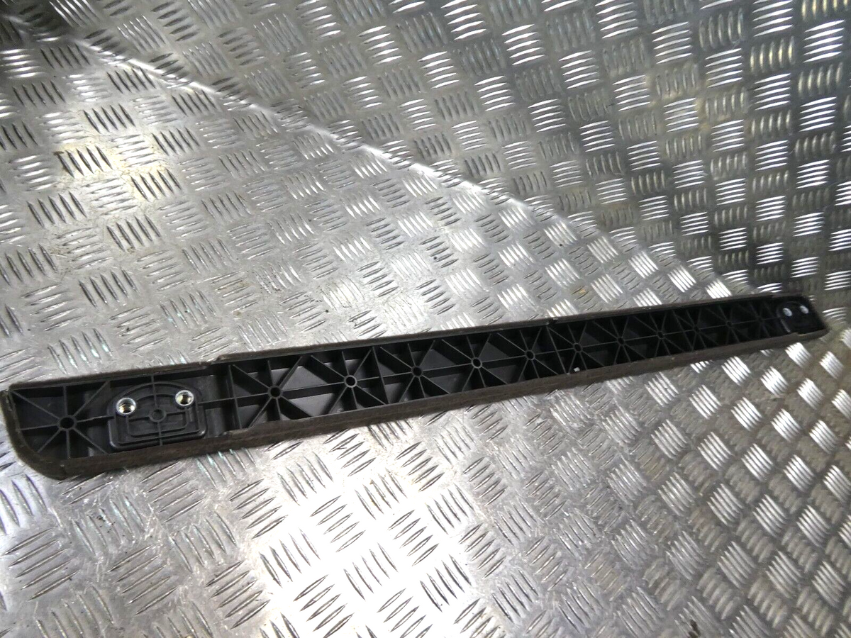 Porsche Cayenne 92A Kofferraum Leiste Links 7P5863527A espresso ORIGINAL gebraucht - Verkleidung – Produktansicht 3