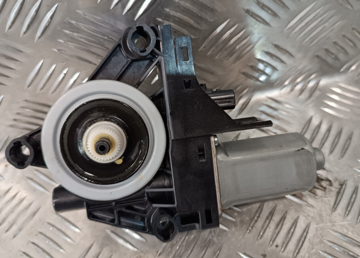 Jeep Grand Cherokee WK2 Fensterhebermotor hinten Rechts 931403103 ORIGINAL gebraucht - WR12745 – Produktansicht 2