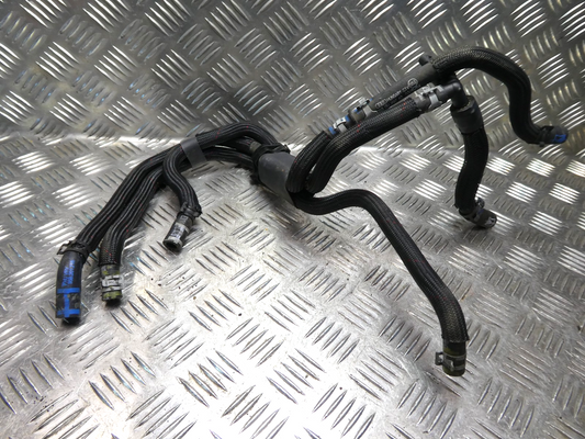 PORSCHE MACAN 3.0 TDI Kraftstoffschlauch 95B201216 ORIGINAL gebraucht - 059130297AD – Produktansicht 1