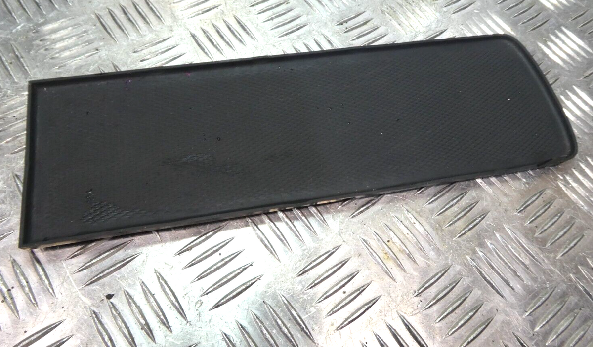 VW ID3 Pro Ablagematte Mittelkonsole 10A863328 ORIGINAL gebraucht - Volkswagen – Produktansicht 1