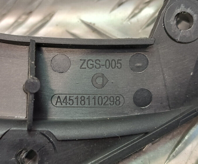 Smart ForTwo 451 Electric Drive Abdeckung Verkleidung ORIGINAL gebraucht - A4518110298 – Produktansicht 3