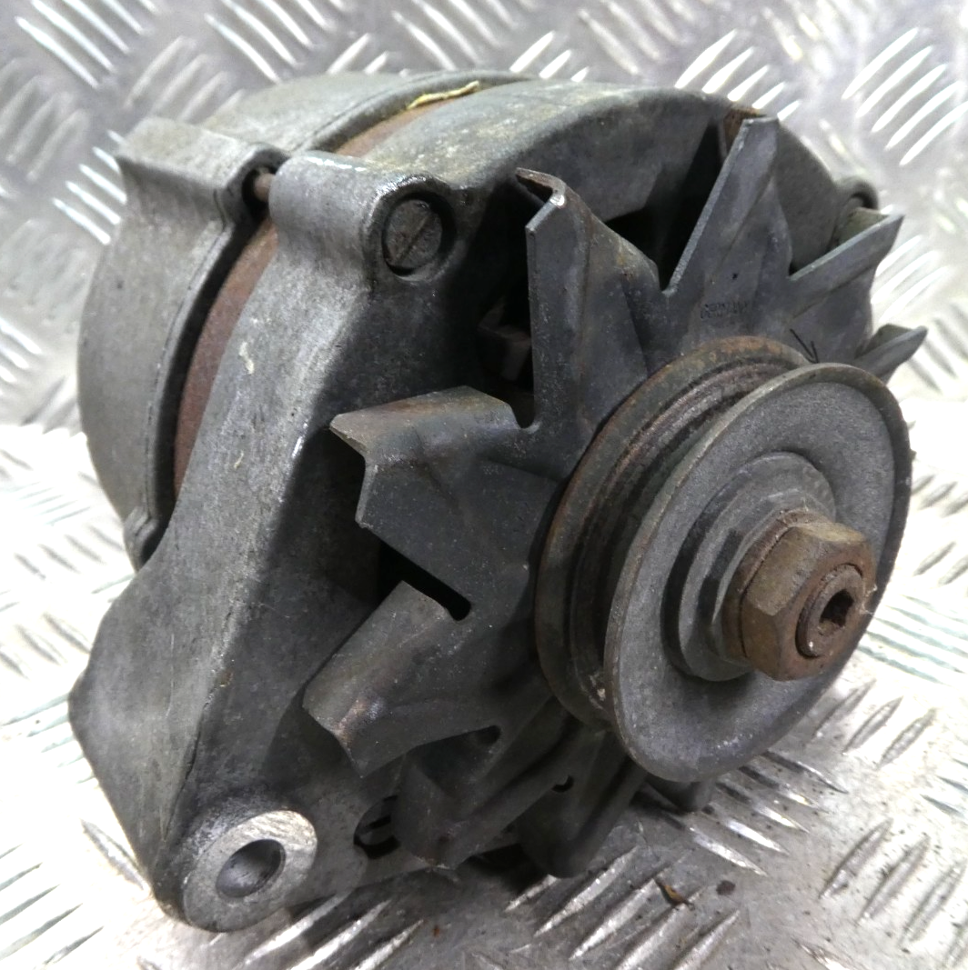 Mercedes-Benz W126 C126 II Serie Generator Lichtmaschine BOSCH ORIGINAL gebraucht - 0120469588 – Produktansicht 1