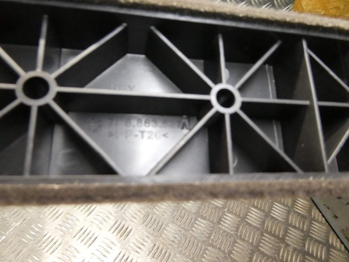 Porsche Cayenne 92A Kofferraum Leiste Links 7P5863527A espresso ORIGINAL gebraucht - Verkleidung – Produktansicht 4