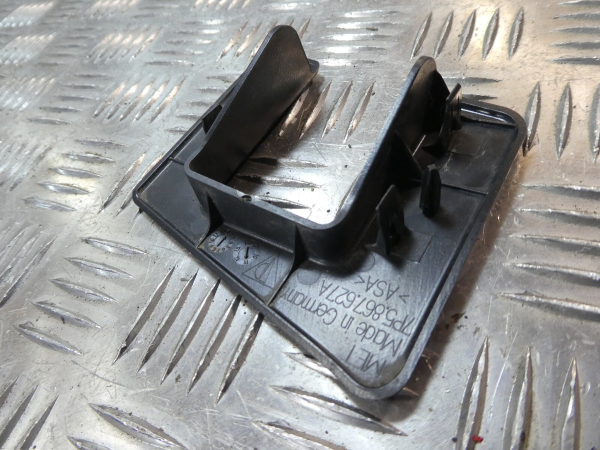 Porsche Cayenne 92A Koffer -/ Blende Abdeckung Espresso 7P5867627A ORIGINAL gebraucht - Laderaumwanne – Produktansicht 2