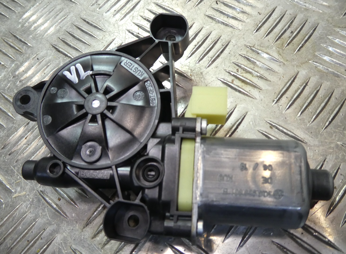 Porsche Macan 95B vorne Links 5Q0959801B ORIGINAL gebraucht - Fensterhebermotor – Produktansicht 1