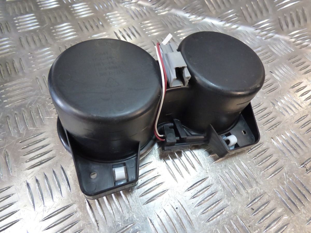 Jeep KL 2015 Getränkehalter Behälterhalter Mittelkonsole mit LED 275041 ORIGINAL gebraucht - Cherokee – Produktansicht 2