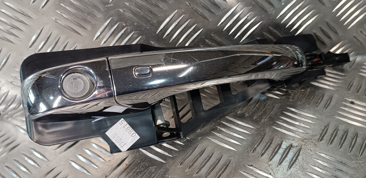 Jeep Grand Cherokee WK2 Tür Griff Türgriff Vorne ORIGINAL gebraucht - 04589881AI – Produktansicht 1