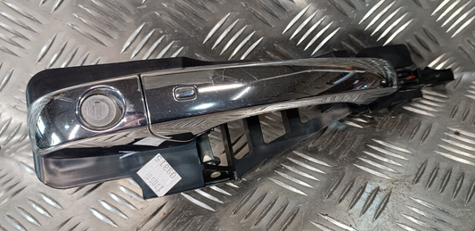 Jeep Grand Cherokee WK2 Tür Griff Türgriff Vorne ORIGINAL gebraucht - 04589881AI – Produktansicht 1