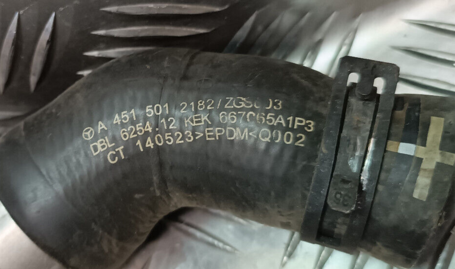 Smart ForTwo 451 Electric Drive Kühlschlauch A 4515012182 Schlauch ORIGINAL gebraucht - A4515012182 – Produktansicht 4