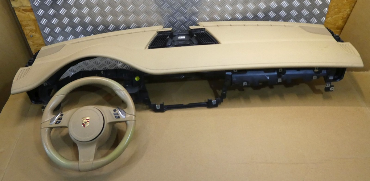 Porsche Panamera 970 Facelift Armaturenbrett Lederlenkrad Luxorbeige ORIGINAL gebraucht - 97055210107 – Produktansicht 2