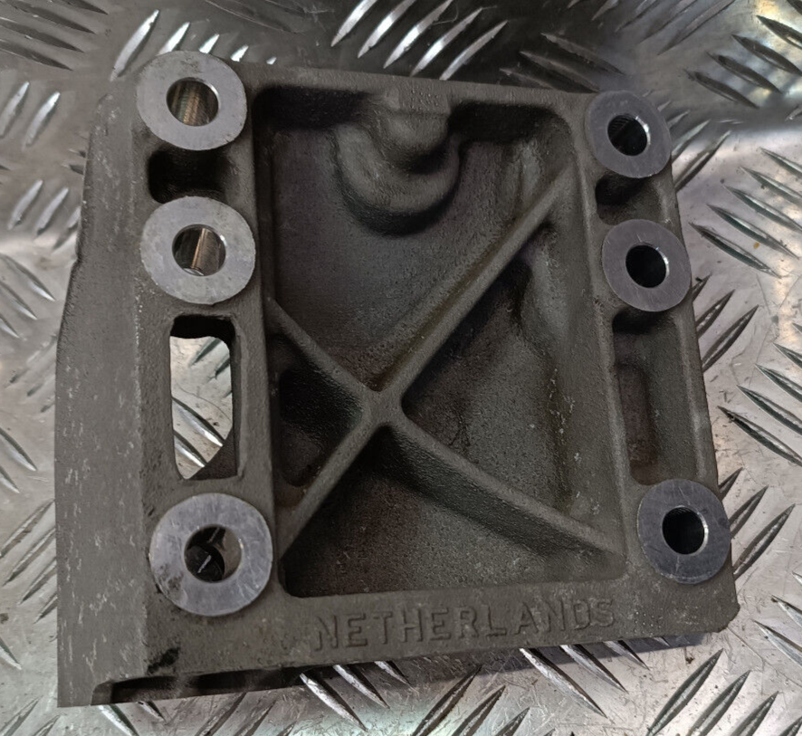 Porsche Cayenne S 92A Halter Halterung 9481152012 R ORIGINAL gebraucht - 9481152012R – Produktansicht 2