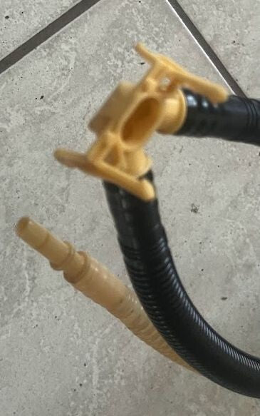 Porsche Cayenne II 92A satz für Linke Kraftstoffpumpe 7P6919715A ORIGINAL gebraucht - Kraftstoffrohr – Produktansicht 2