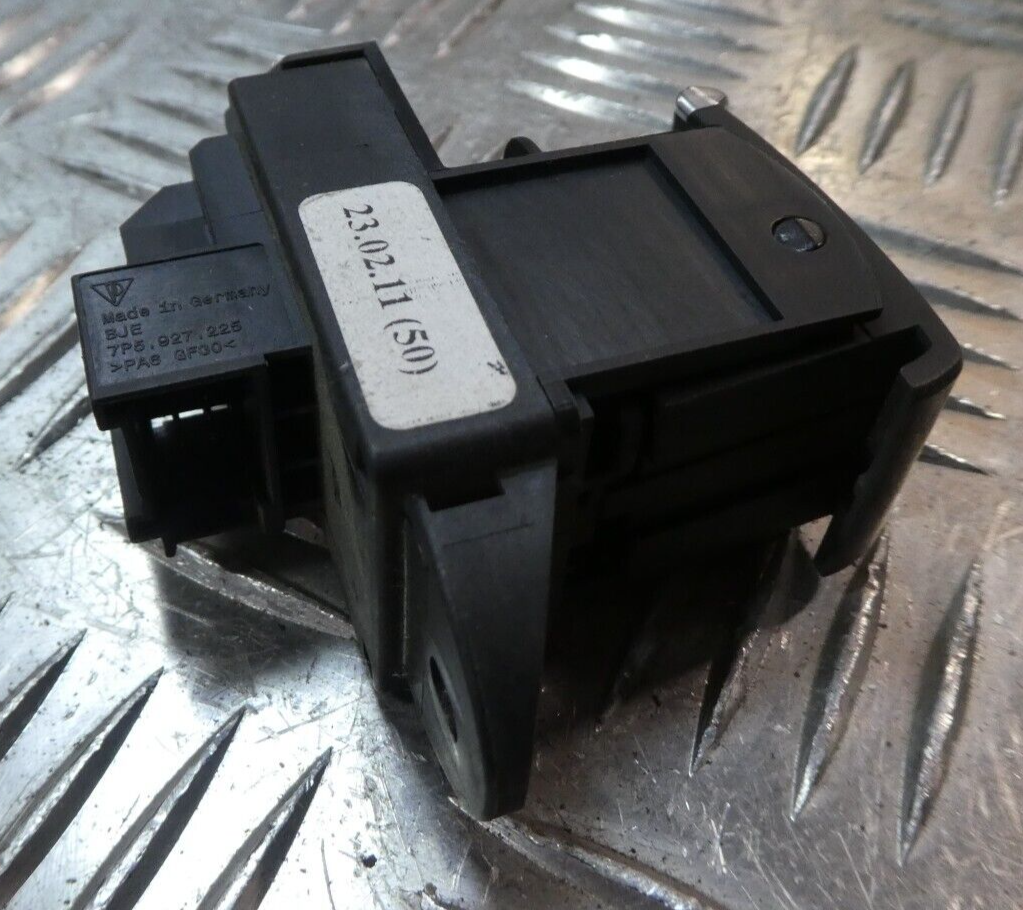 Porsche Cayenne 958 92A Parking Brake Switch 7P5927225 ORIGINAL gebraucht - Feststellbremsschalter – Produktansicht 3