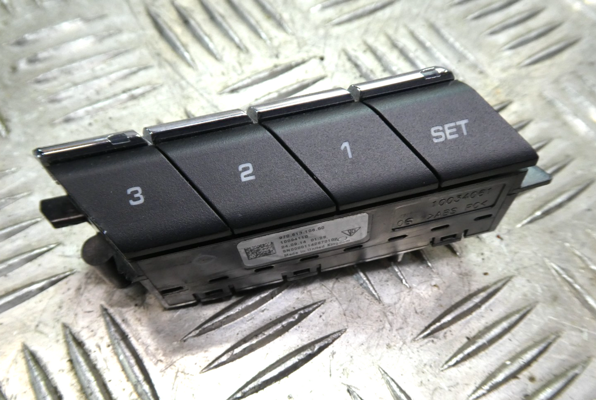 Porsche Panamera 970 Memory schalter Sitzverstellung Vorne Rechts ORIGINAL gebraucht - 97061310650 – Produktansicht 1