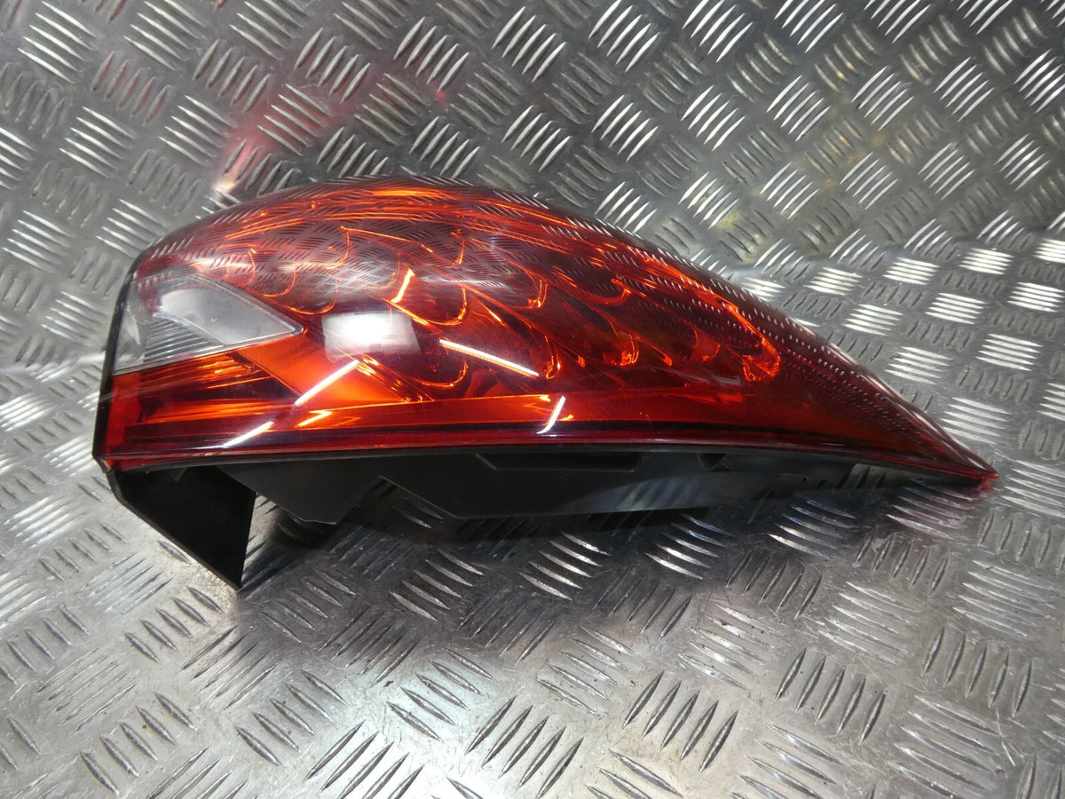 Porsche Cayenne 92A Orig USA LED Rückleuchte aussen links 7P5945095R ORIGINAL gebraucht - Heckleuchte – Produktansicht 5