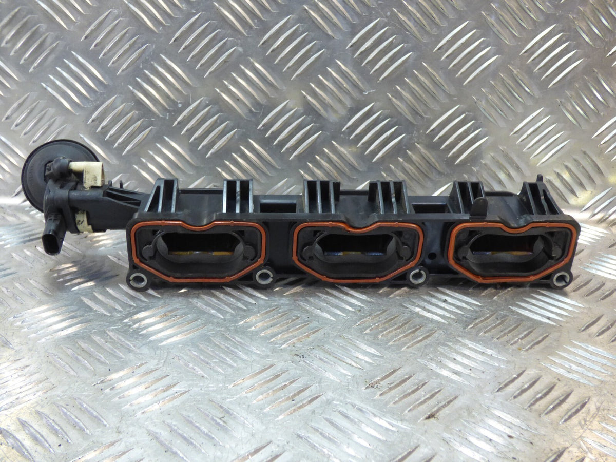 Porsche Cayenne 3.0 Hybrid 92A Ansaugbrücke Rechts ORIGINAL gebraucht - 06E133110AF – Produktansicht 1