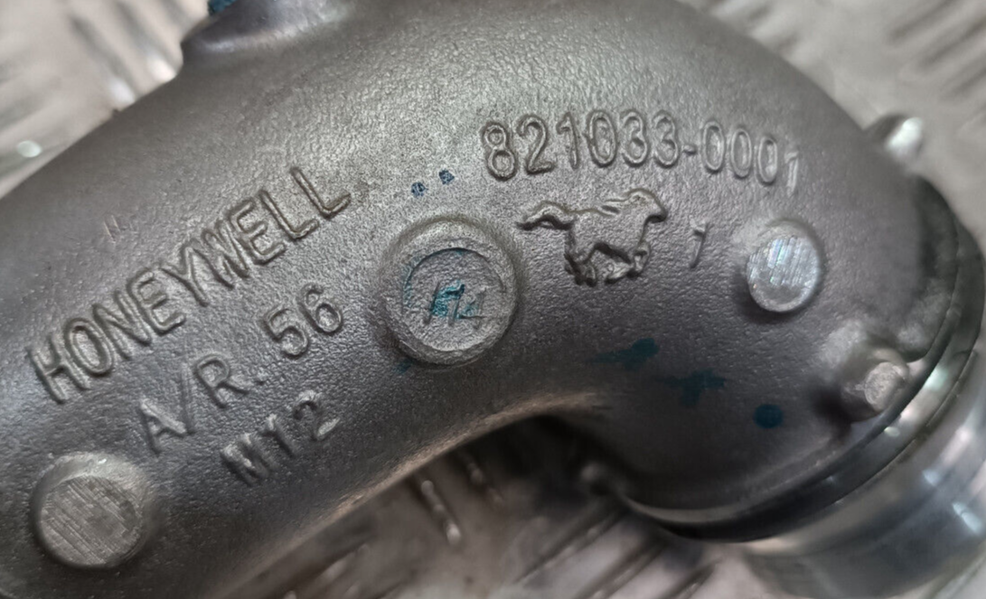 Jeep Grand WK2 3.0 CRD Ladeluft Rohr Winkelstückrohr 821033-0001 ORIGINAL gebraucht - Cherokee – Produktansicht 3