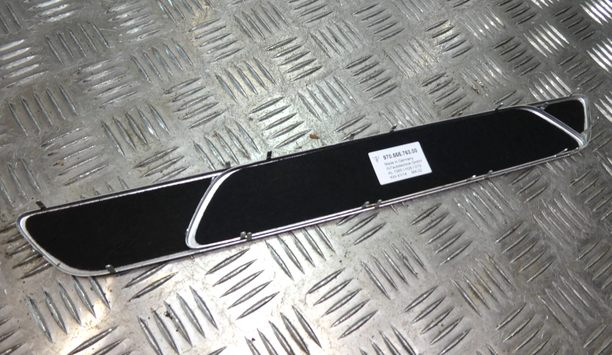 Porsche S 970 Einleger Einstiegsleiste hinten Aluminium gebürstet ORIGINAL gebraucht - Panamera – Produktansicht 2