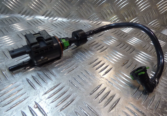 OPEL ASTRA K 1.4 Turbo Dampfkanister spülventil GM ORIGINAL gebraucht - 12632174 – Produktansicht 1