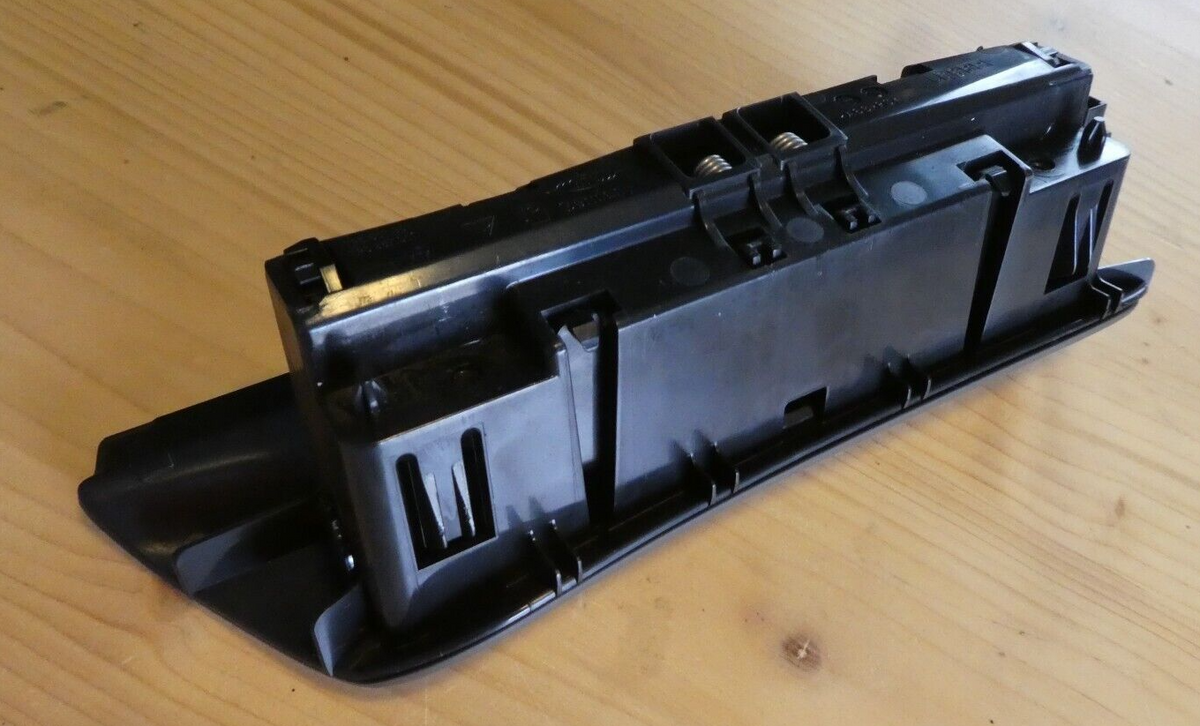 Porsche Cayenne 92A Staufach Hinten Links 7P5857951 Braun ORIGINAL gebraucht - Umbra ORIGINAL gebraucht… – Produktansicht 4