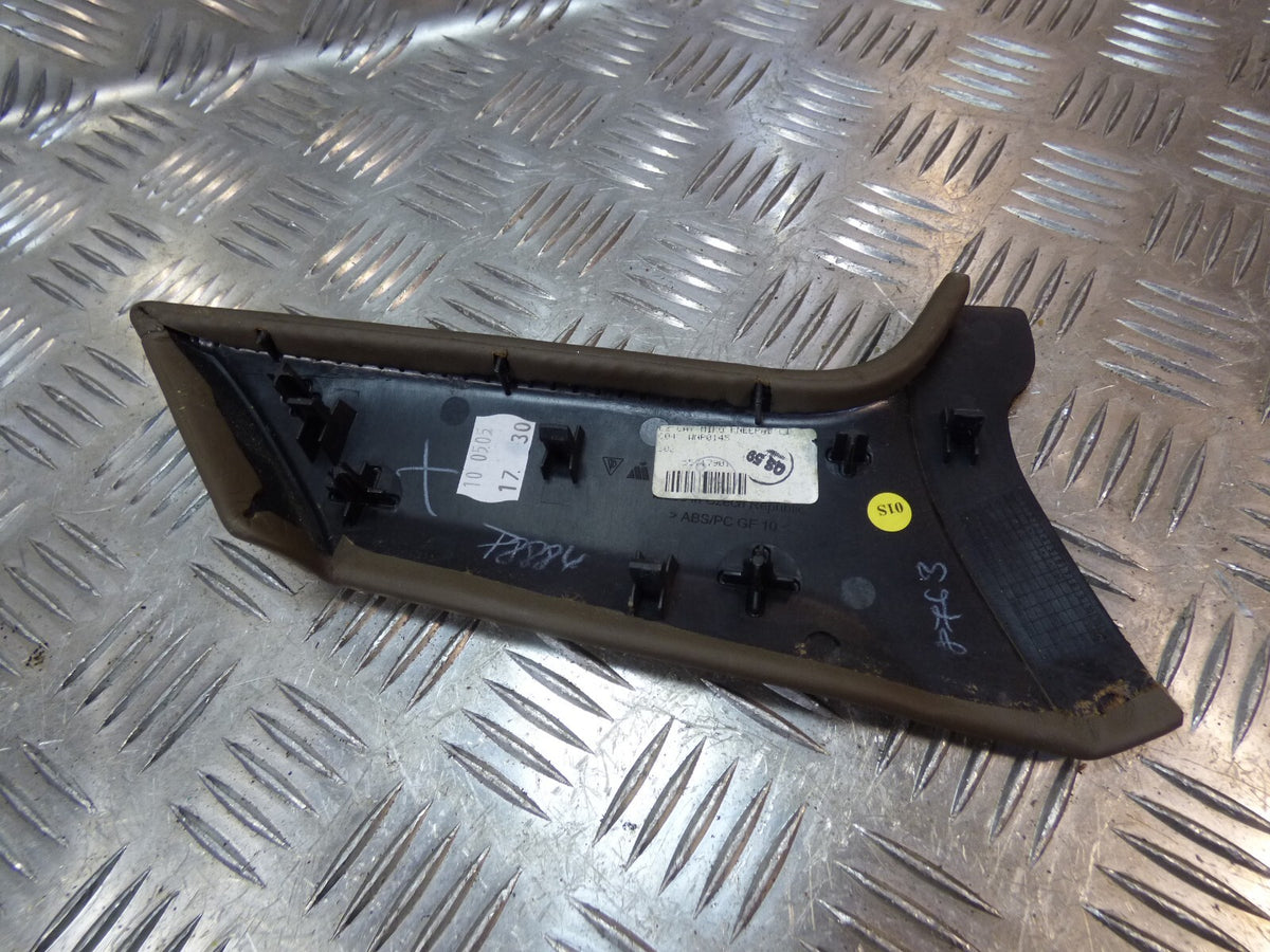 Porsche Cayenne 92A Mittelkonsole v. links Verkleidung Knieschoner ORIGINAL gebraucht - 4598035501 – Produktansicht 2