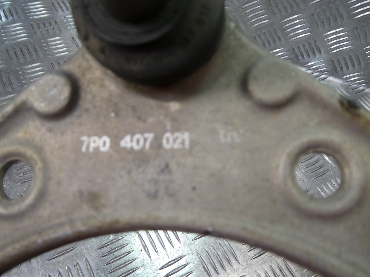 Porsche Cayenne 92A vorne oben links = rechts 7P0407021 ORIGINAL gebraucht - Querlenker – Produktansicht 3