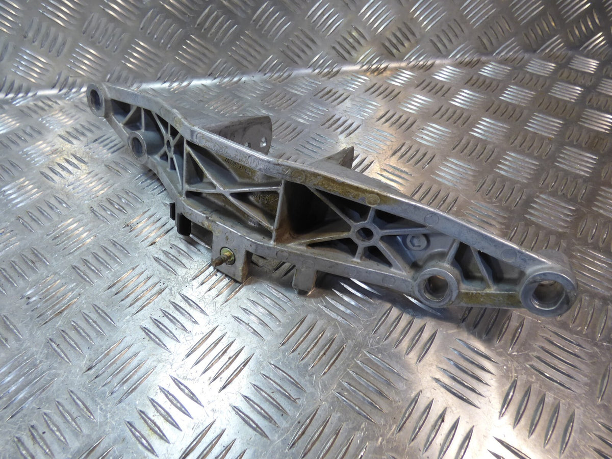 Porsche Boxster Cayman 987 Halterung Motor Motorträger ORIGINAL gebraucht - 98737530902 – Produktansicht 2