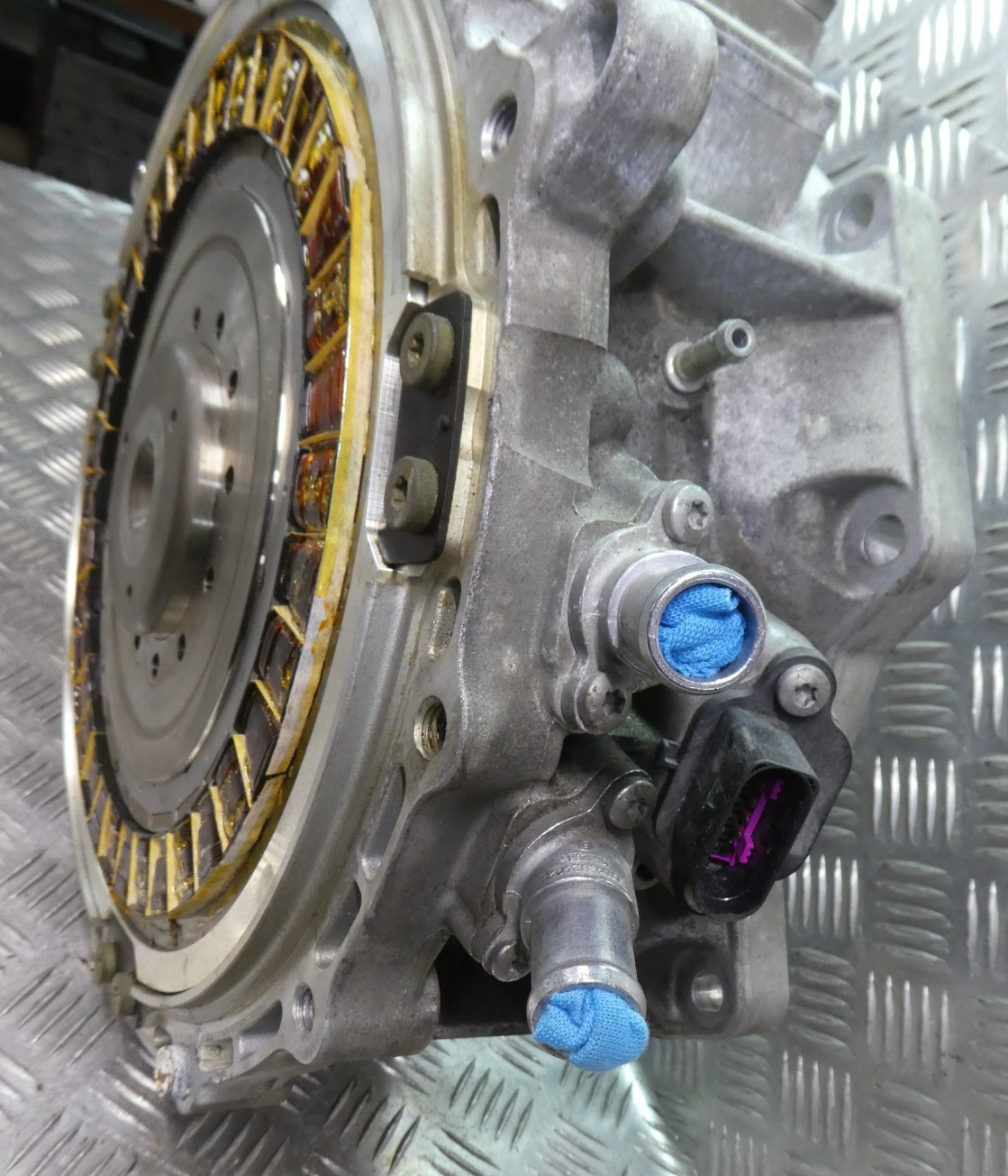 Porsche Panamera 970 3.0 E-Hybrid Elektromotor Motor 043750601 ORIGINAL gebraucht - 97011701012 – Produktansicht 7