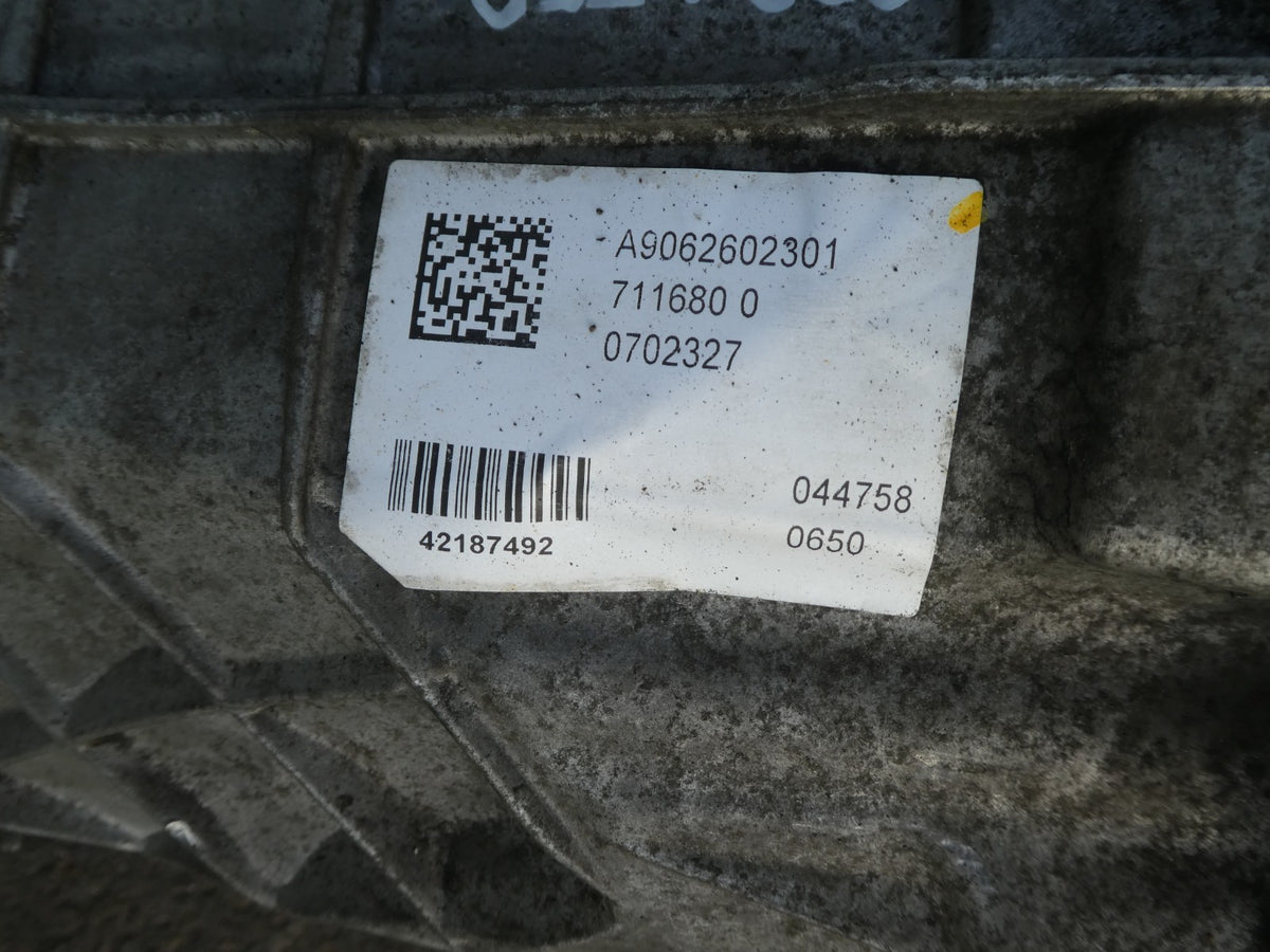 Sprinter W906 2.2 CDI 6 Gang Schaltgetriebe Getriebe 711.680 ORIGINAL gebraucht - Mercedes – Produktansicht 7