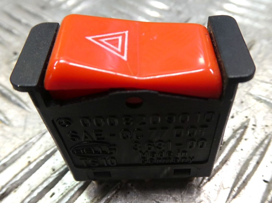 Original Mercedes-Benz W126 C126 SEC Schalter Warnblinker gebraucht - 0008209010 – Produktansicht 1
