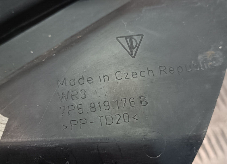 Porsche Cayenne S 92A Abdeckung 7P5819176B ORIGINAL gebraucht - Scheibenwischerabdeckung – Produktansicht 3