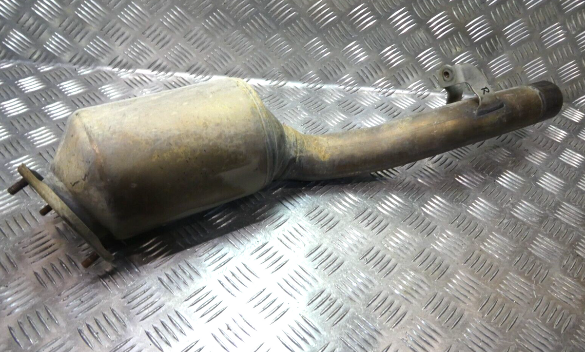 Porsche Cayenne S 92A 4.8 Rechts 7P5131705A 7P5254450 ORIGINAL gebraucht - Katalysator – Produktansicht 1