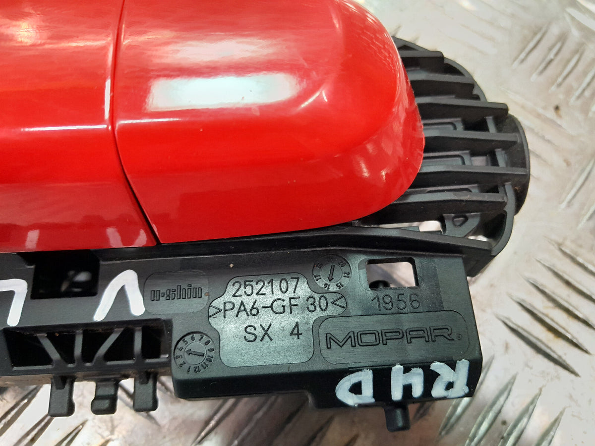 Jeep 1.6 Mjet Original Türgriff Vorne Links 252107 Rot Moper gebraucht - Renegade – Produktansicht 3