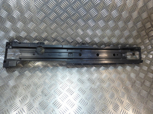 Porsche Cayenne 92A Gepäckschiene rechts 7P0863600A ORIGINAL gebraucht - Aufnahme – Produktansicht 1