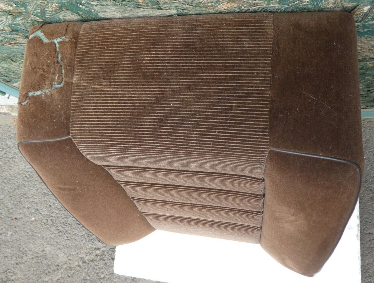 Mercedes-Benz C126 SEC Coupe 126 Sitzlehne Sitz hinten rechts _ Velour braun – Produktansicht 4