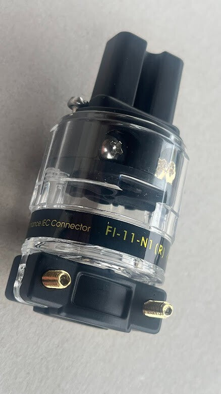 FI-11-N1 (R) Kaltgerätestecker Kaltgerätebuchse IEC C14 ORIGINAL gebraucht - FURUTECH – Produktansicht 6