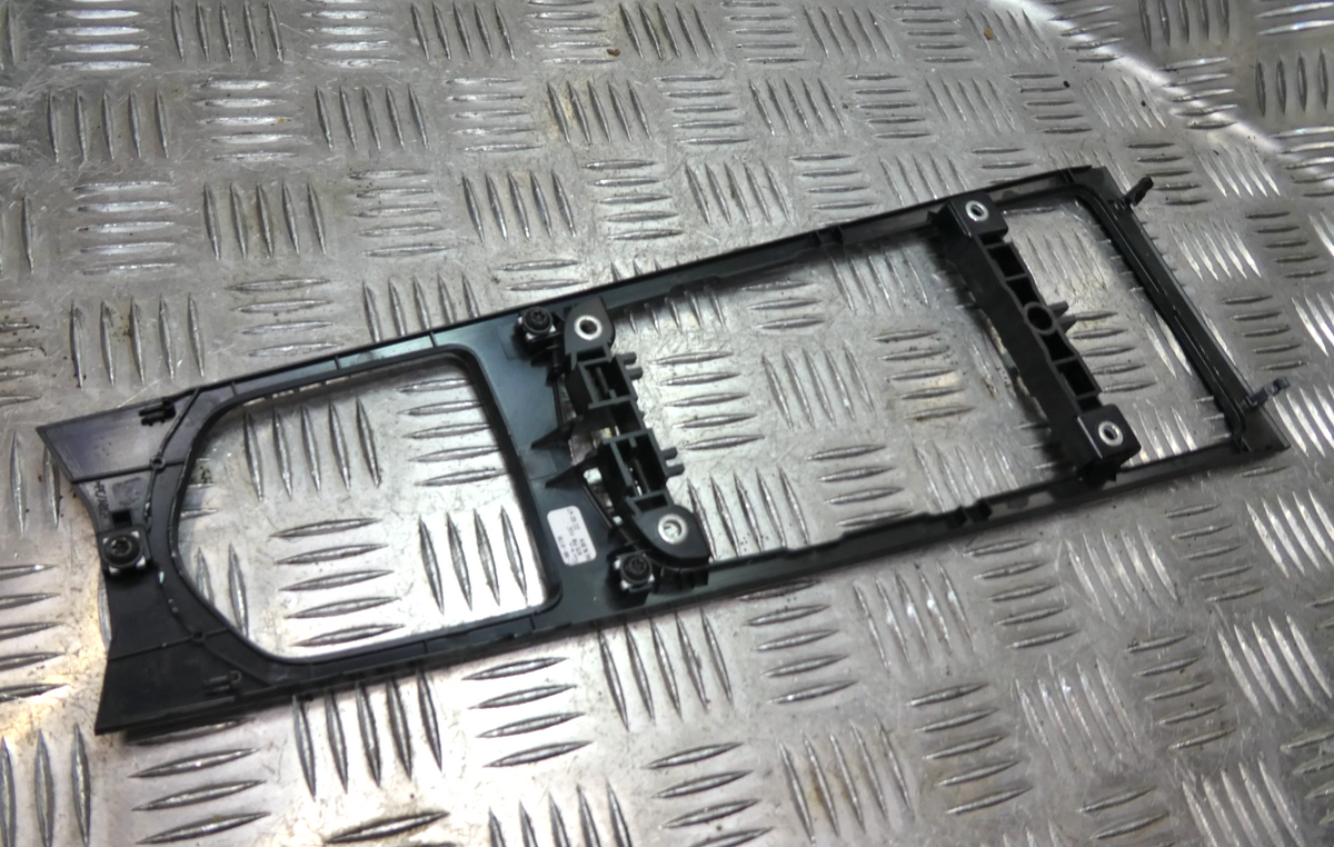Porsche Panamera 970 Mittelkonsole Verkleidung Klavierlack ORIGINAL gebraucht - 97055337100 – Produktansicht 2