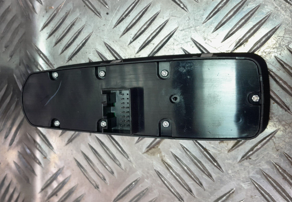 Porsche 970 Fensterheber Schalter Vorne Links 7PP959858K ORIGINAL gebraucht - Panamera – Produktansicht 2